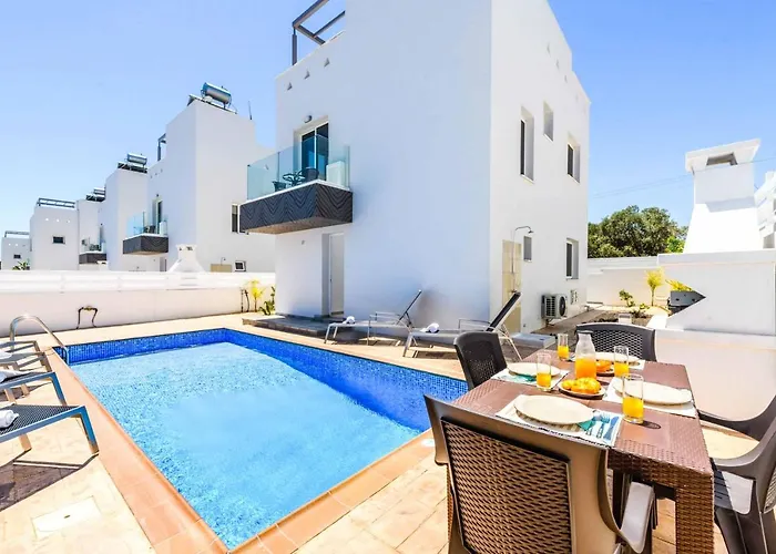 Nissini Villa 4